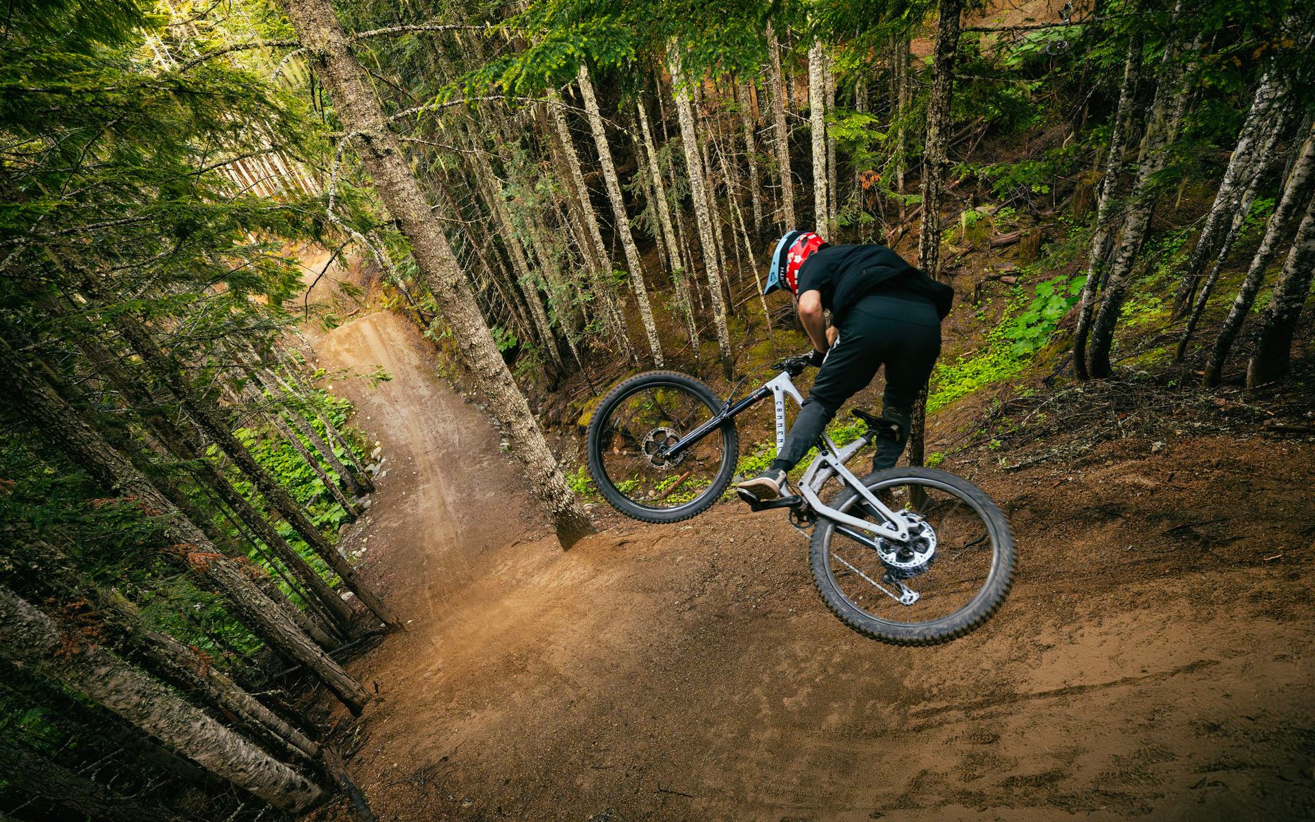 Commencal partners with Whistler
